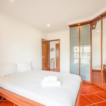 Guestready - Glowing Hideaway In Almada Quarto foto