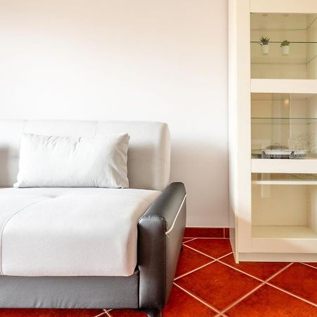 Guestready - Glowing Hideaway In Almada Quarto foto